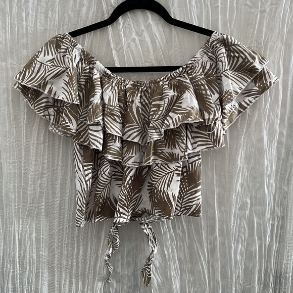 Miss Selfie Off the Shoulder Top | Size Medium | Crop Top | Summer Top - Picture 2 of 4